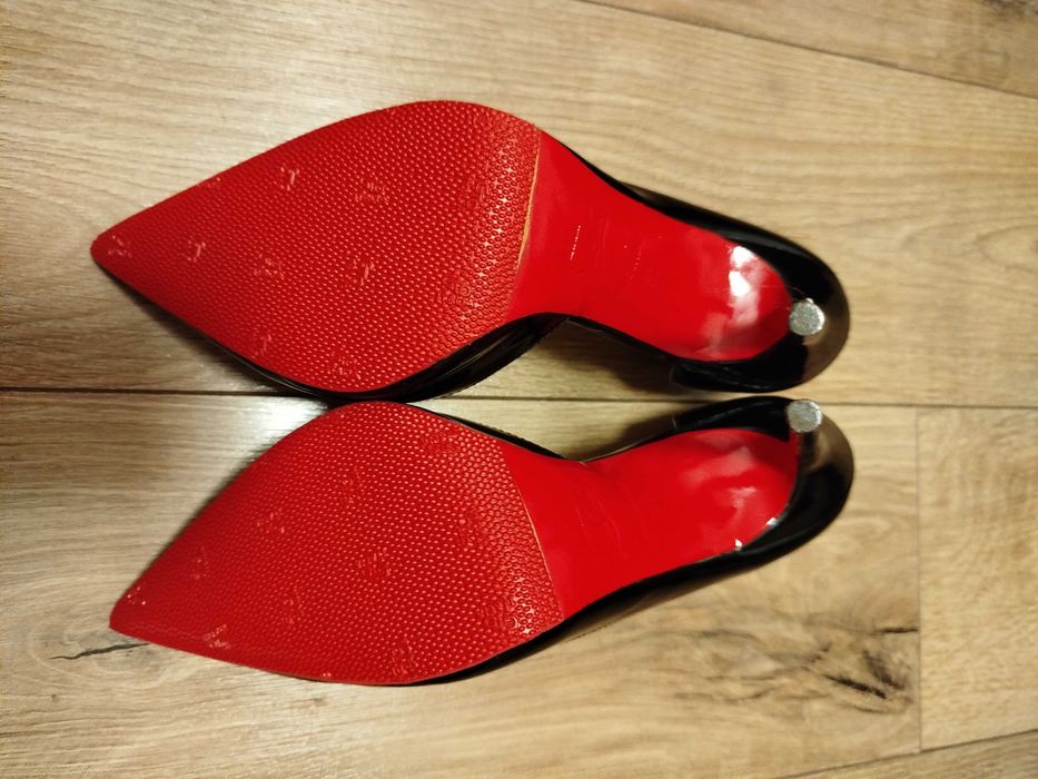 Чорні туфлі-лодочки Louboutin/Лобутени