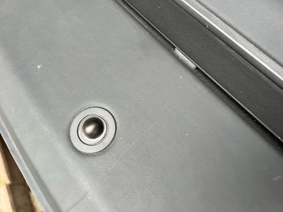 Задня полка Mercedes S222 Maybach X222 a2226908301