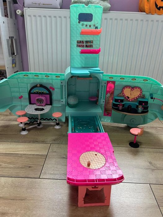 Автобус LOL. ЛОЛ