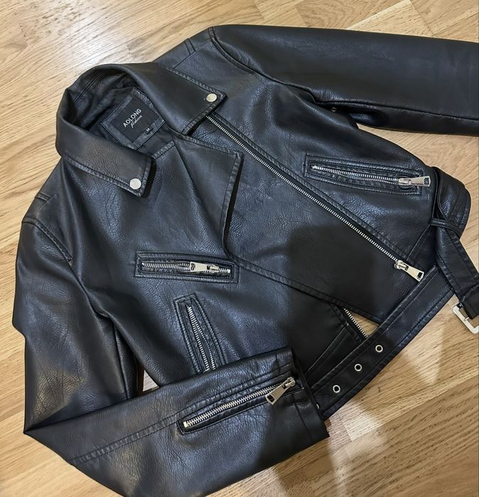 Пакет жіночих речей