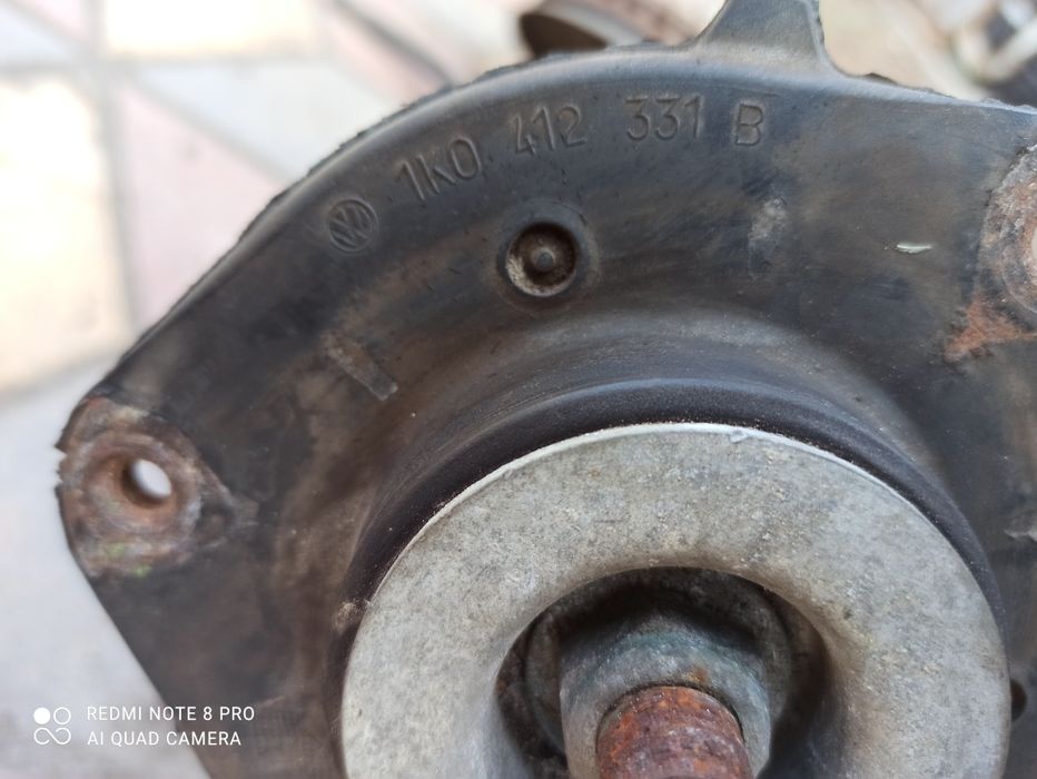 Амортизатори адаптивні передні в зборі Wolksvagen Scirocco 08-14