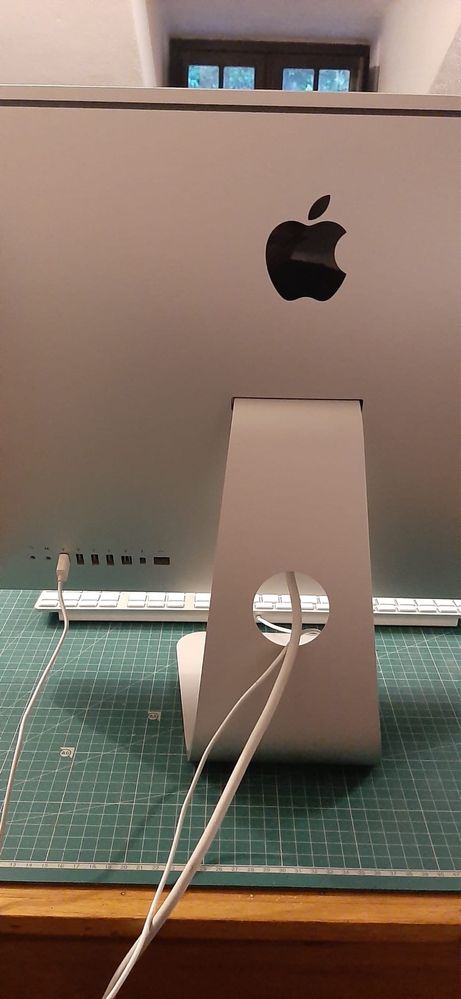 iMac de 21,5 polegadas ( meados de 2011)