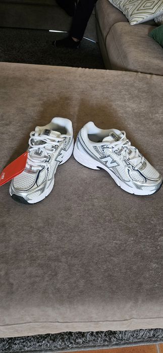 Sapatilhas New Balance 740 - Novas