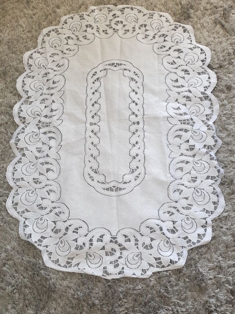 Bieżnik  135  x 98