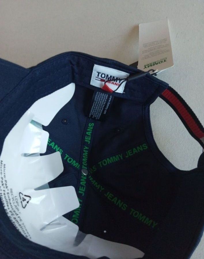 Nowa 100%oryginalna czapka z daszkiem firmy Tommy Hilfiger Jeans