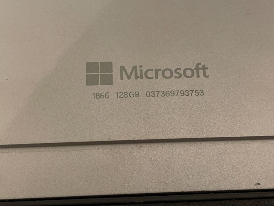 Surface Pro 7 1866 8/128 GB