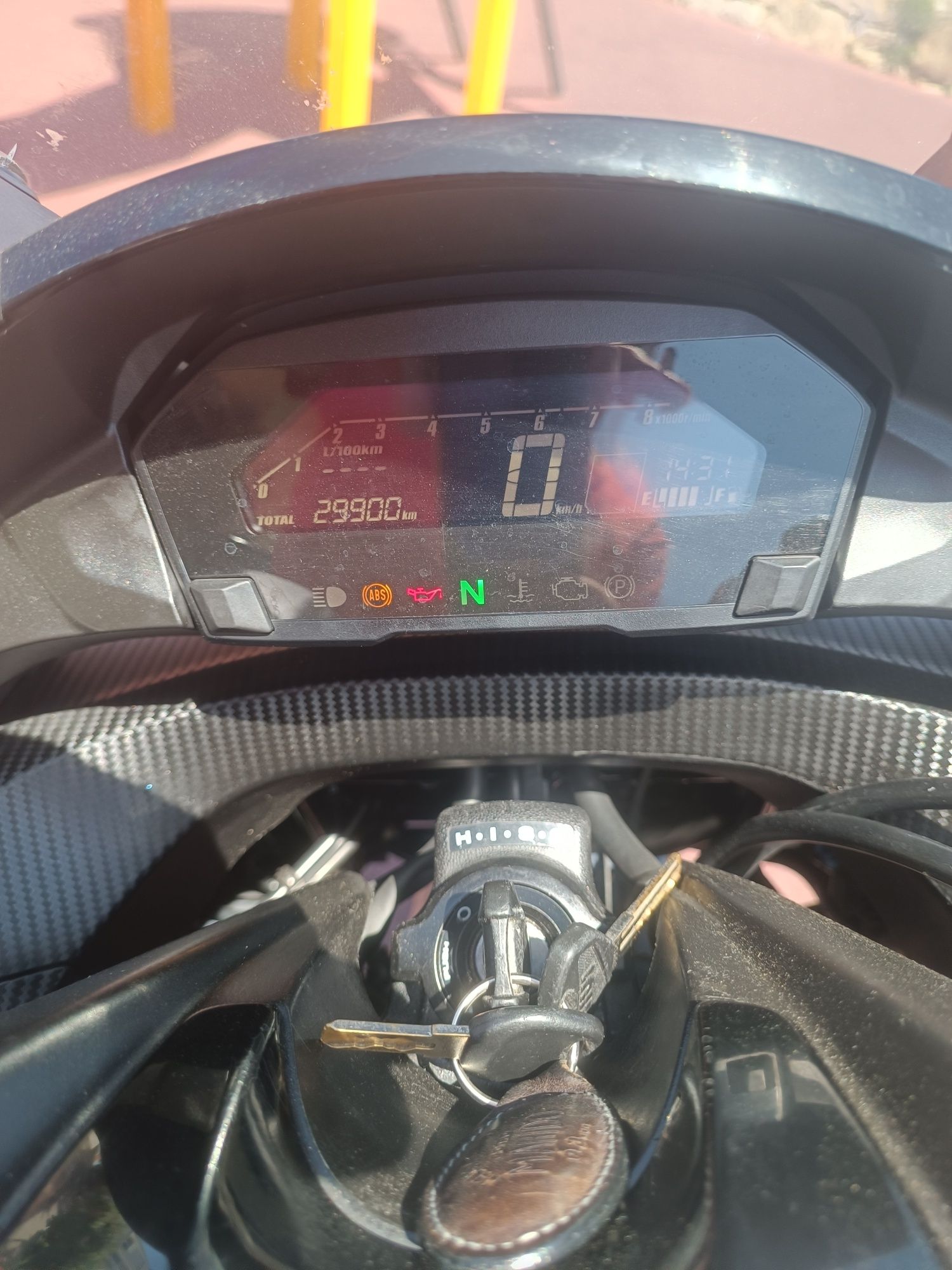 Honda integra 750