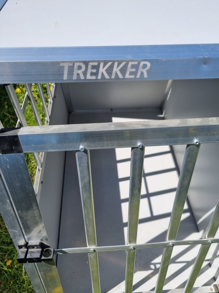 Klatka dla psów do samochodu TREKKER