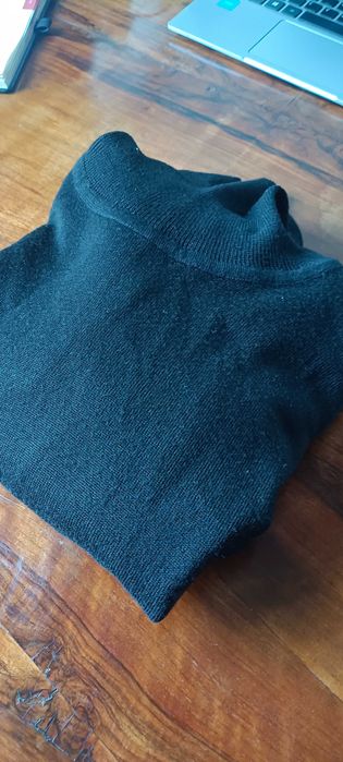 Sweter z golfem z wełny z merynosa Merino Wool L (large) czarny