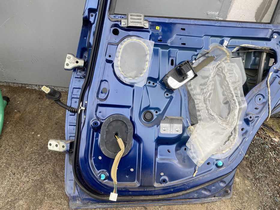 Galant 9 правая дверь 03-12 галант 9 дверь