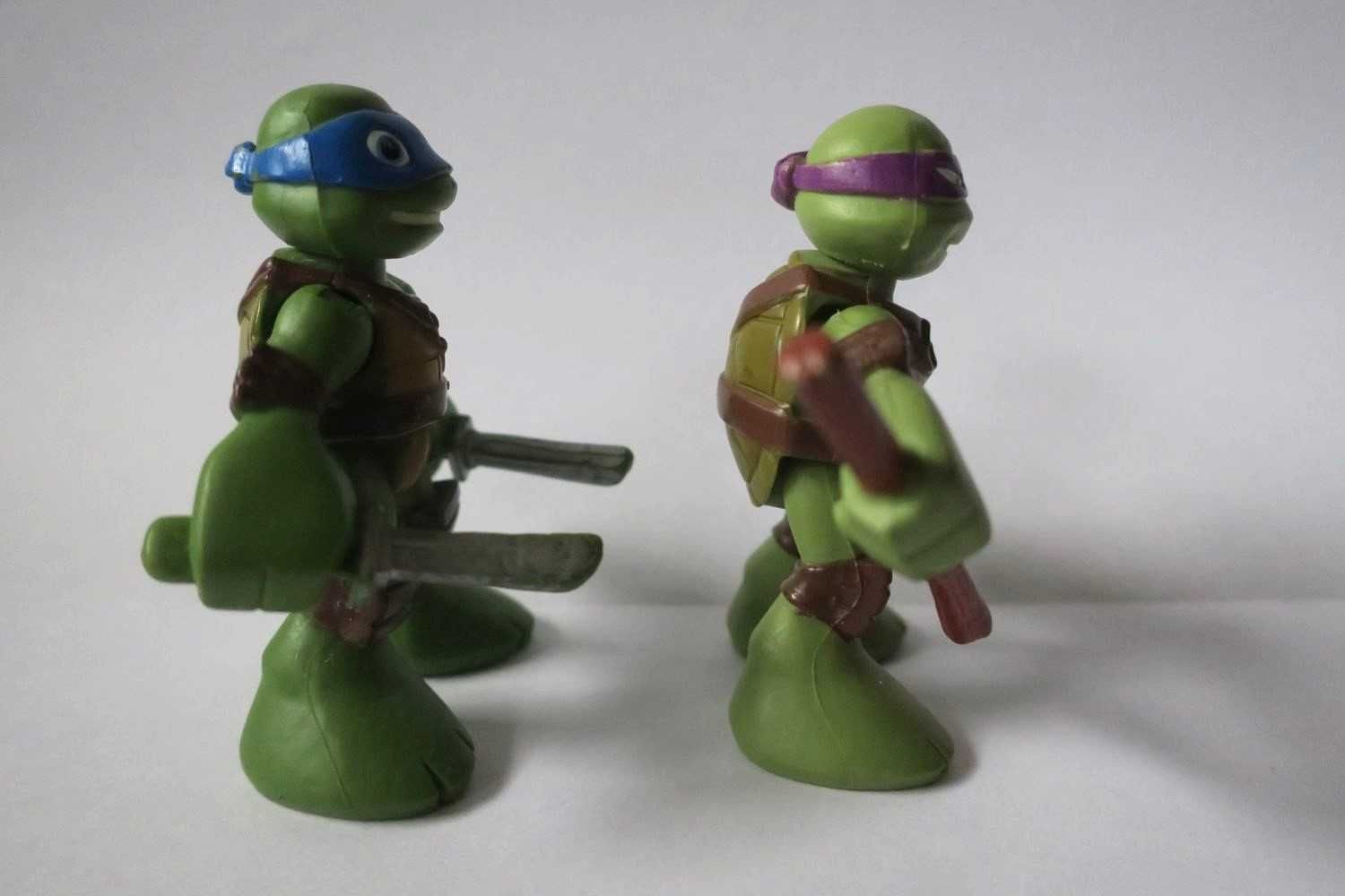 Zestaw 2 figurki Wojownicze żółwie ninja Viacom
