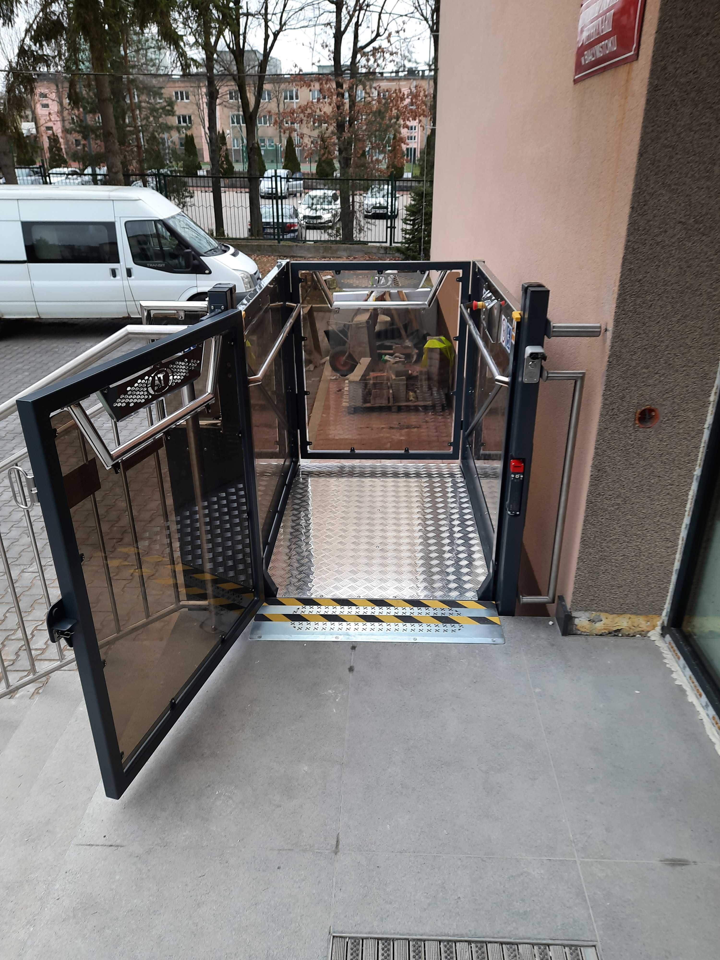Platforma winda dla niepełnosprawnych podnośnik dla niepełnosprawnych