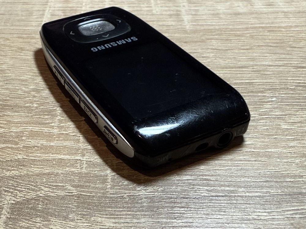 Odtwarzacz mp3 / mp4 1Gb Samsung yp t9j