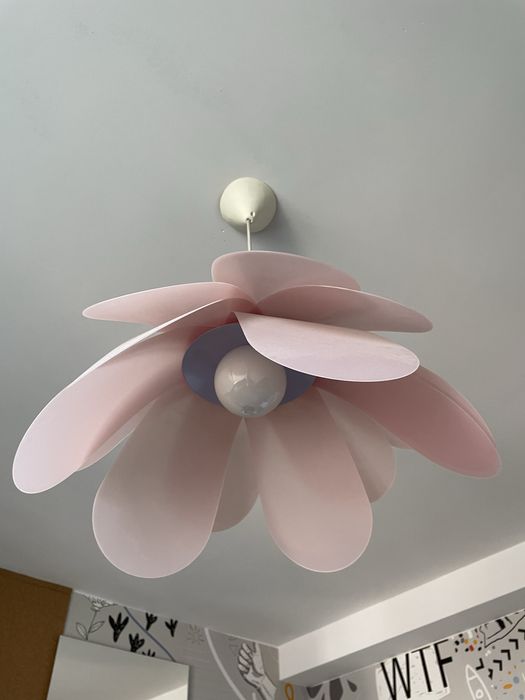 Lampa sufitowa kwiatek pokój dziecięcy