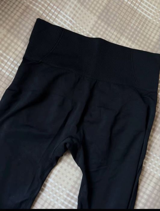 Чорні лосини з 2 пуш-ап нові! Усі розміри є у наявності. Чорні лосини