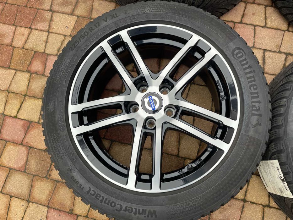 3645. Alufelgi 17" 5x108 Ford Smax Focus Volvo 7J ET40.5 czarne proste