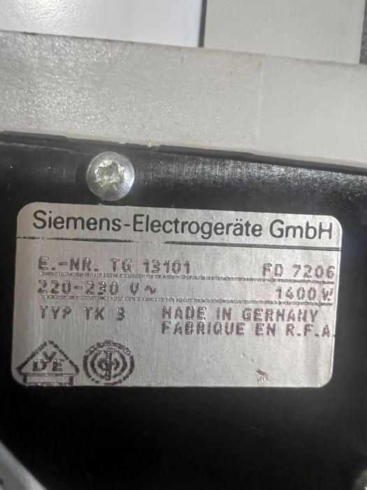 Електричний гриль або сендвічниця з Німеччини