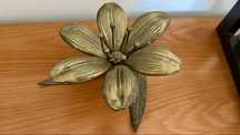 Flor cinzeiro em bronze (vintage)