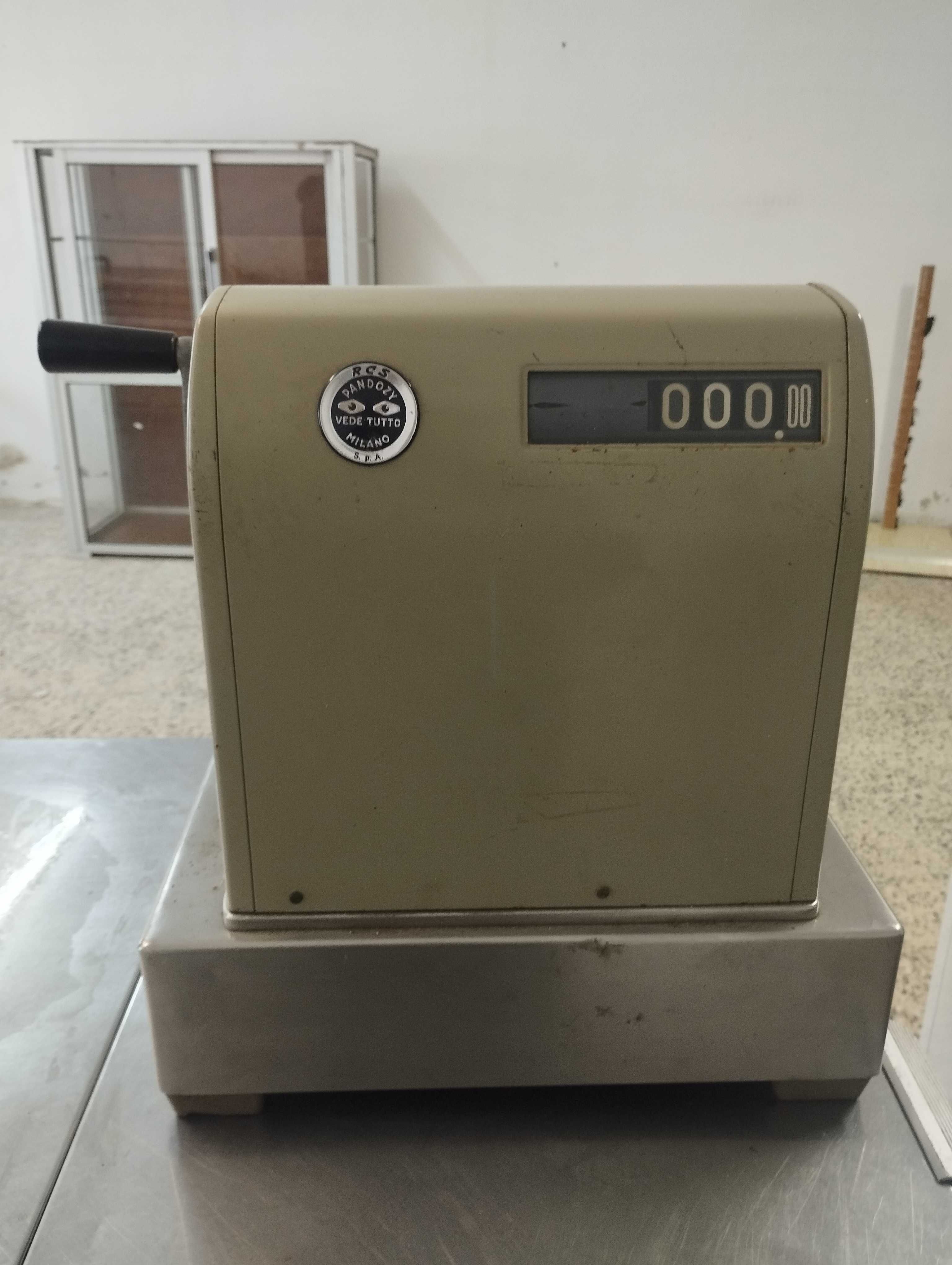 Máquina registadora vintage