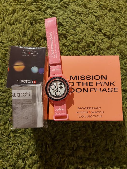 Swatch omega Mission