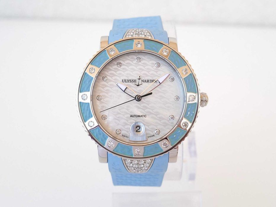 Ulysse Nardin Lady Diver 40 Diamond MOP Dial