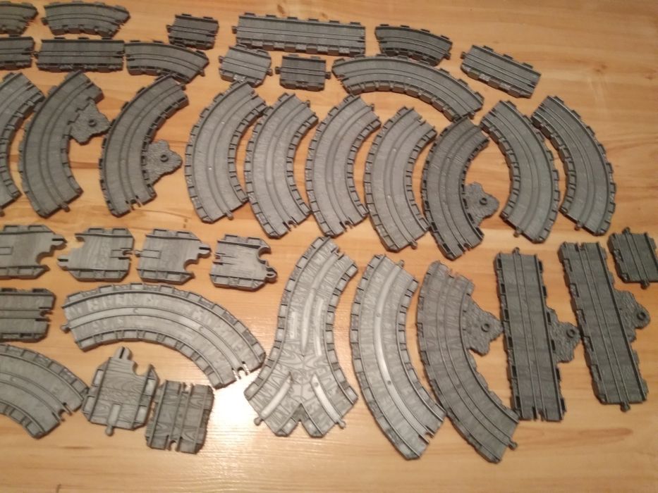 Duży zestaw torów Tomek I przyjaciele na magnes