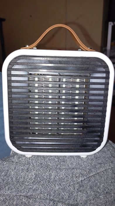 Aquecedor elétrico com ventoinha