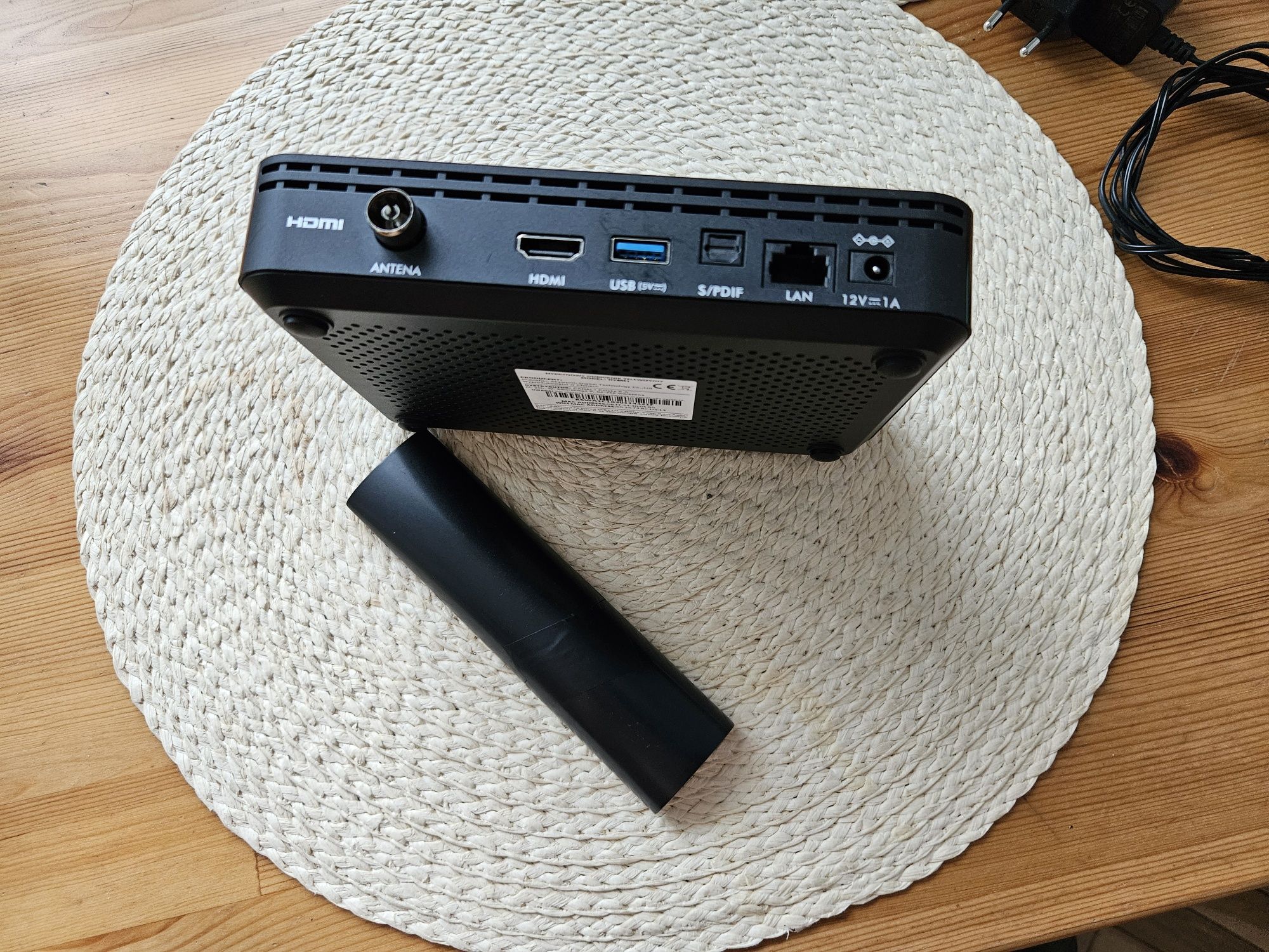 Android Box z DVB-T 2 Canal+ Box