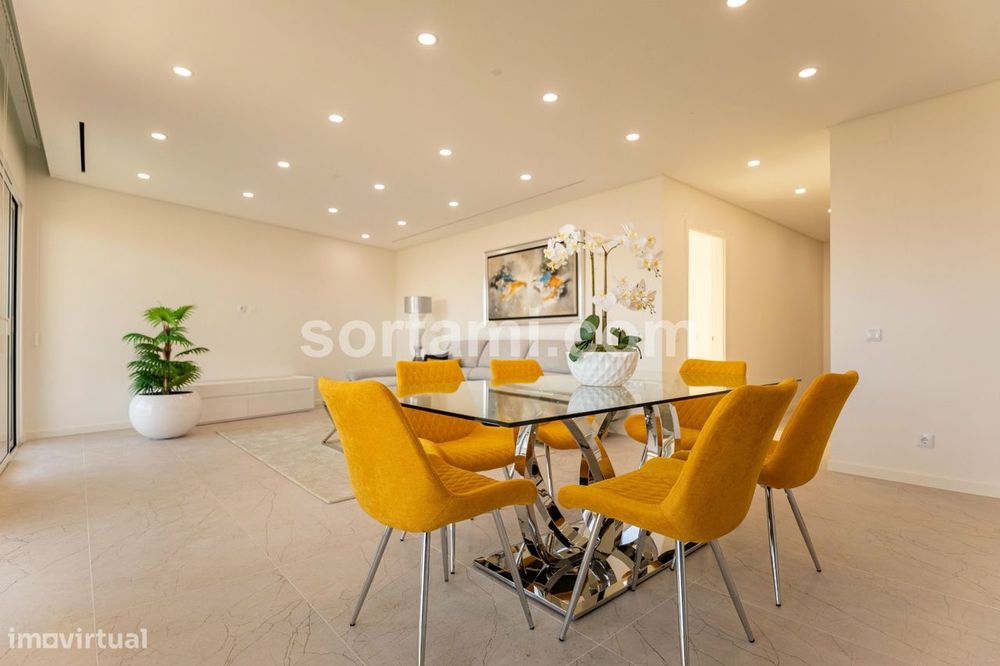 Apartamento T2 Venda em Quarteira,Loulé