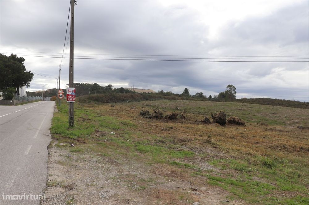 Lote de Terreno  Venda em Lustosa e Barrosas (Santo Estêvão),Lousada