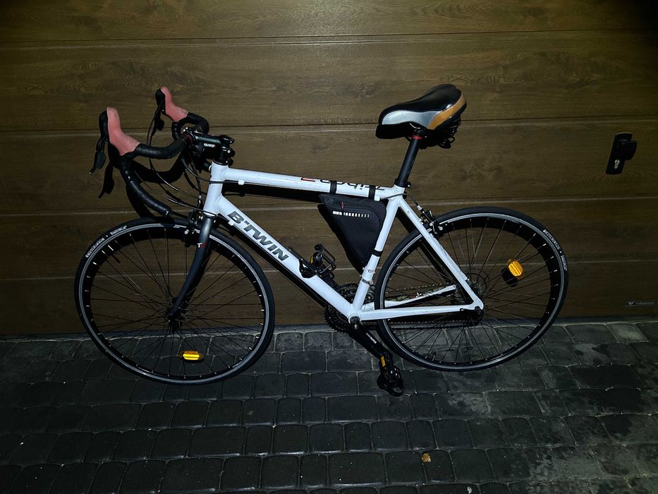 Rower szosowy btwin T3