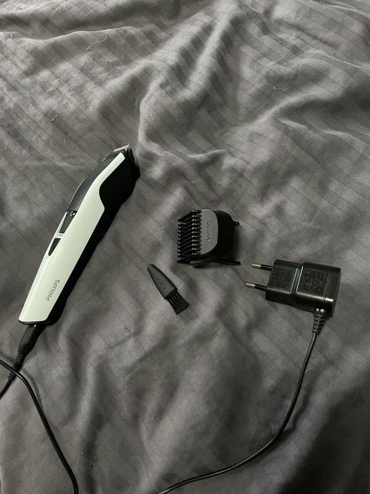 Продам триммер от Philips