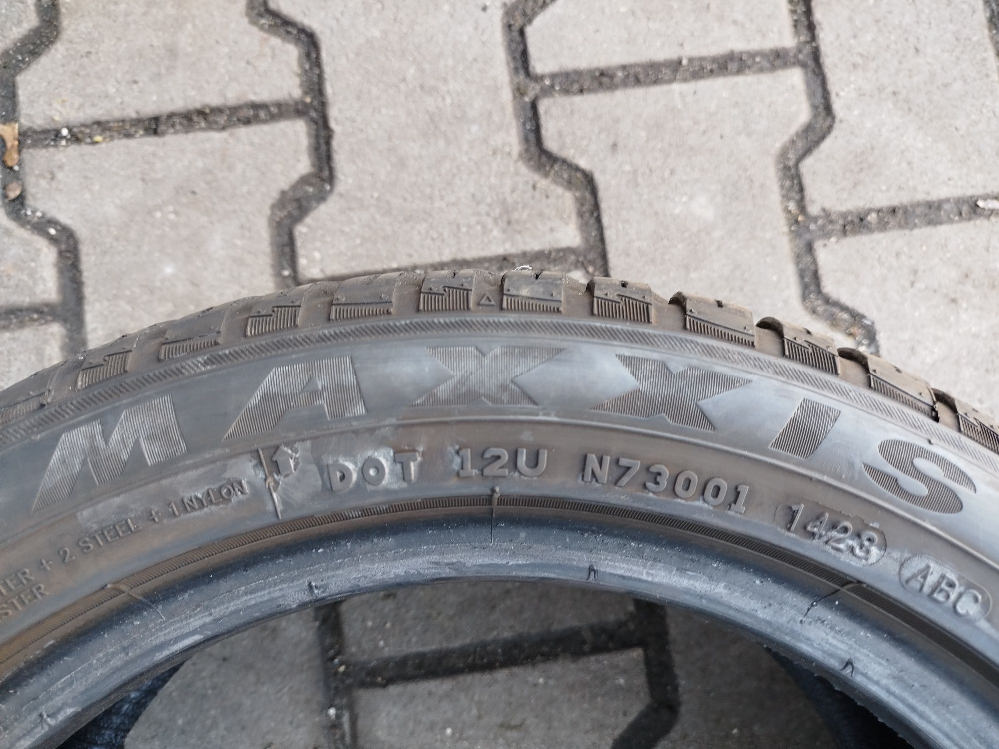 Opony całoroczne Maxxis 195/50R15