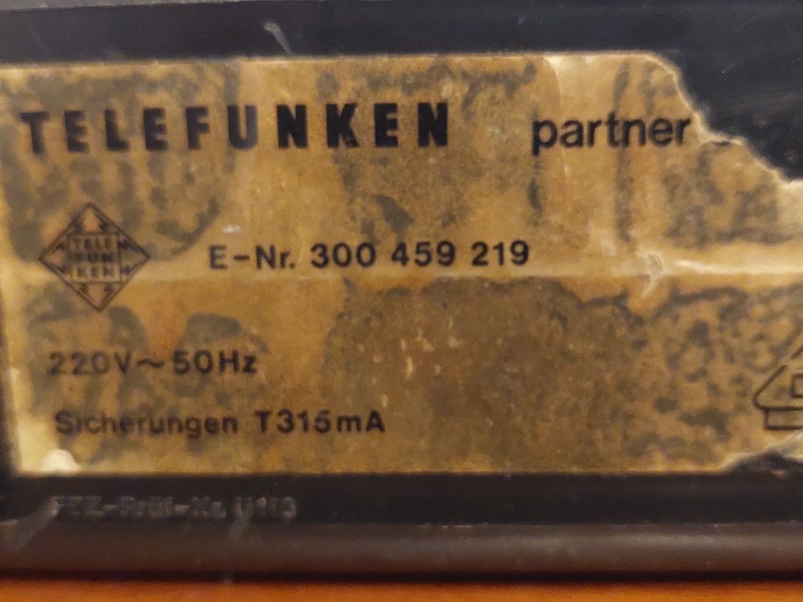 Rádio Vintage Telefunken Parten 500