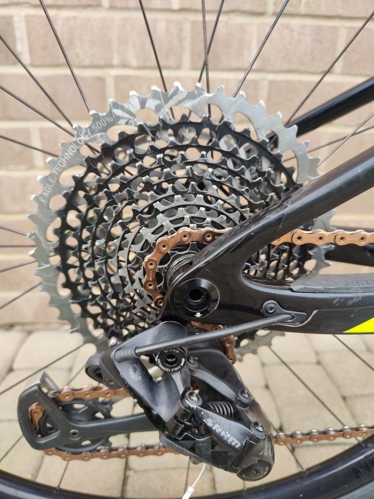 Scott Spark RC 900 World Cup, pomiar mocy, full carbon, rozmiar M