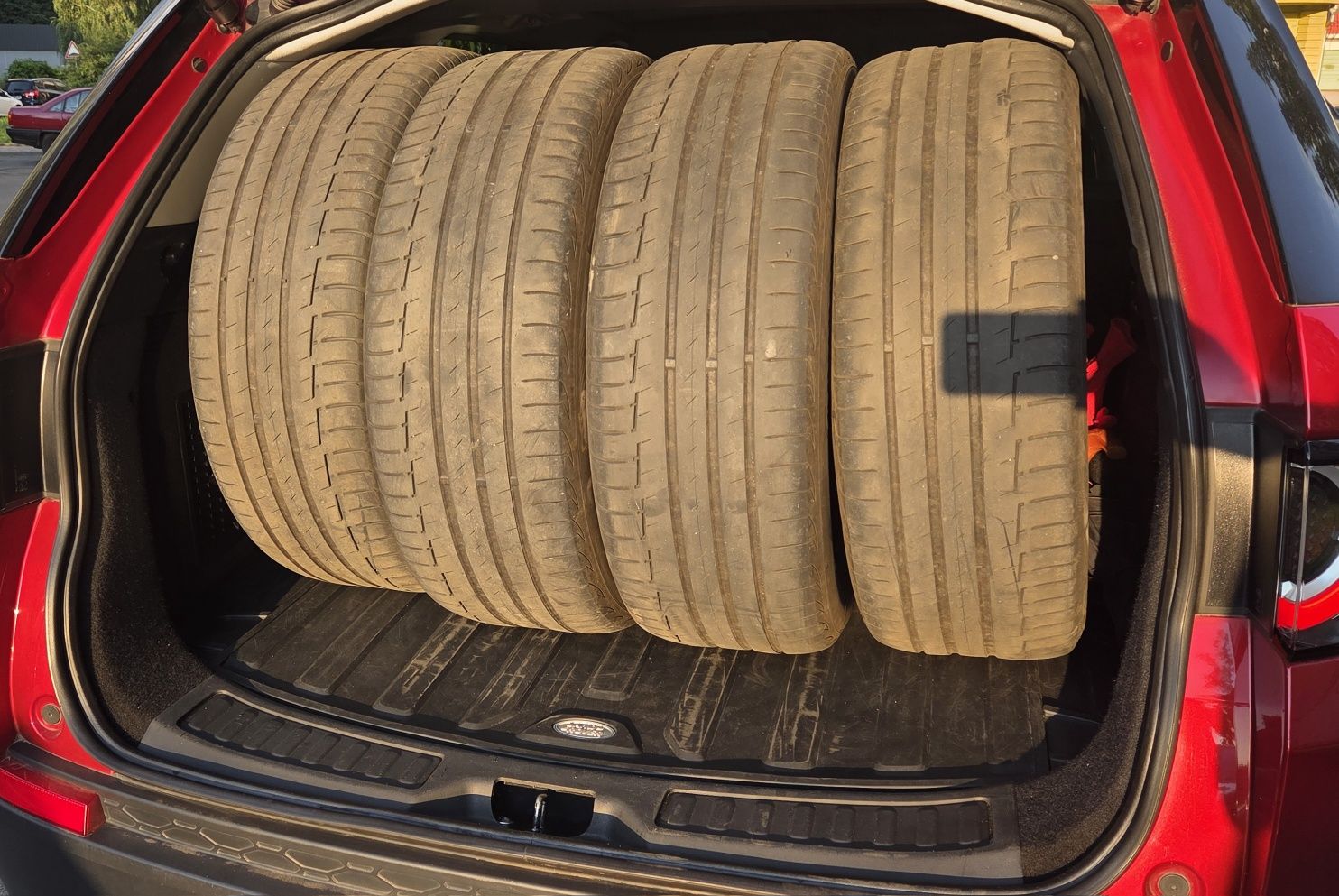 Continental PremiumContact 6 235/60R18