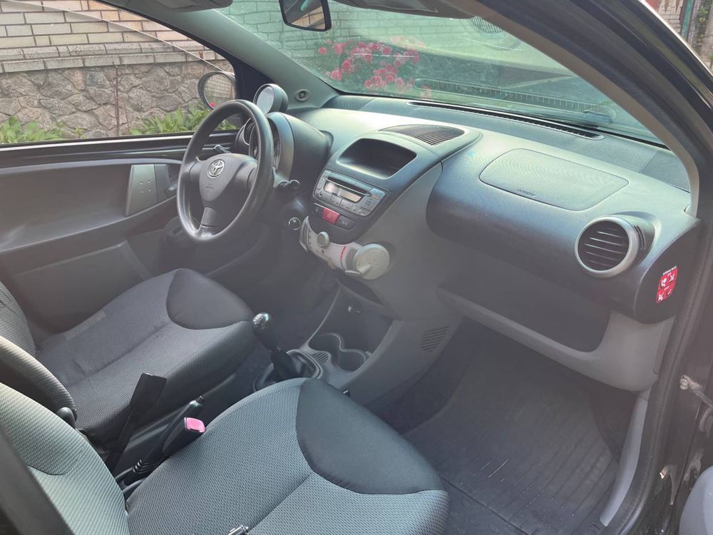 Продам Toyota aygo
