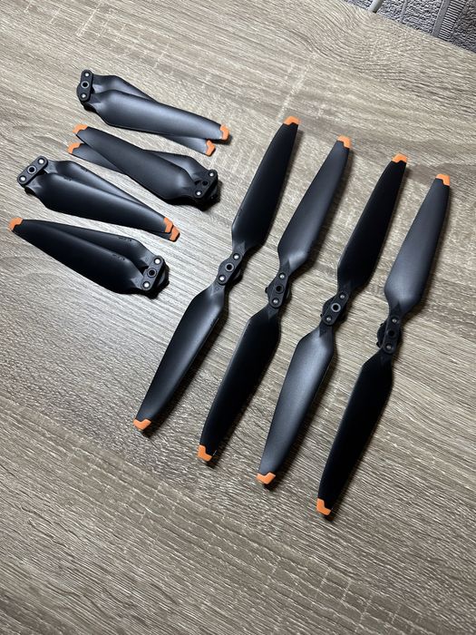 DJI Mavic 3. Пропелеры/лопасті з резин.кінчиками. Ціна за комплект 4шт