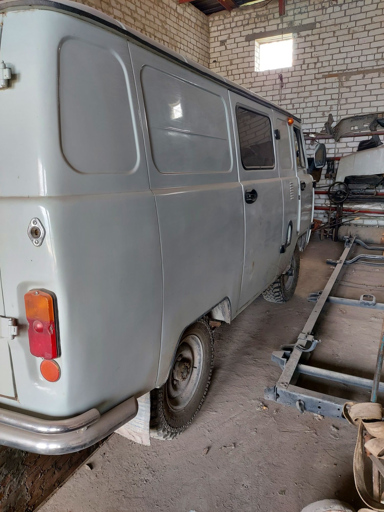 Продам УАЗ 3909 Буханка