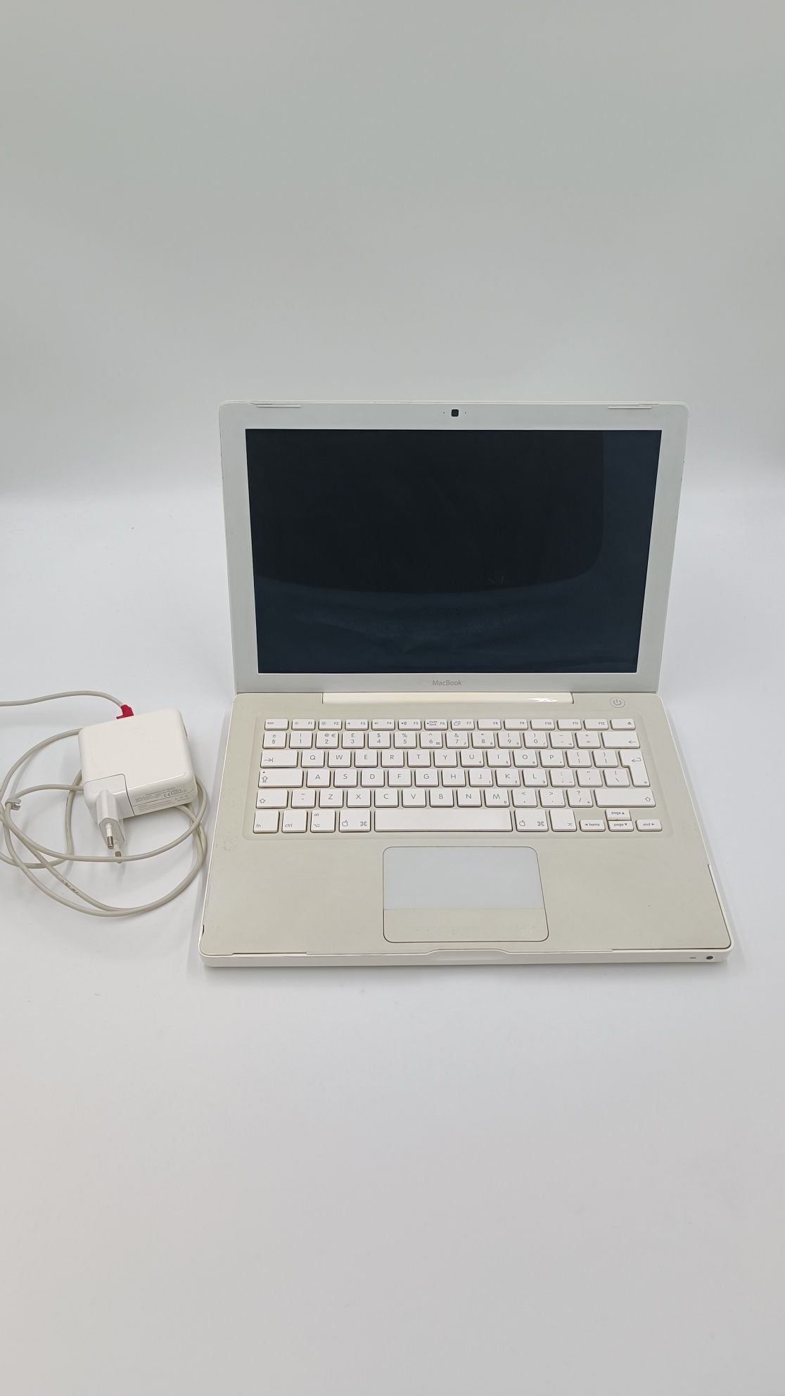 Laptop Apple Macbook A1181 + zasilacz 60W
