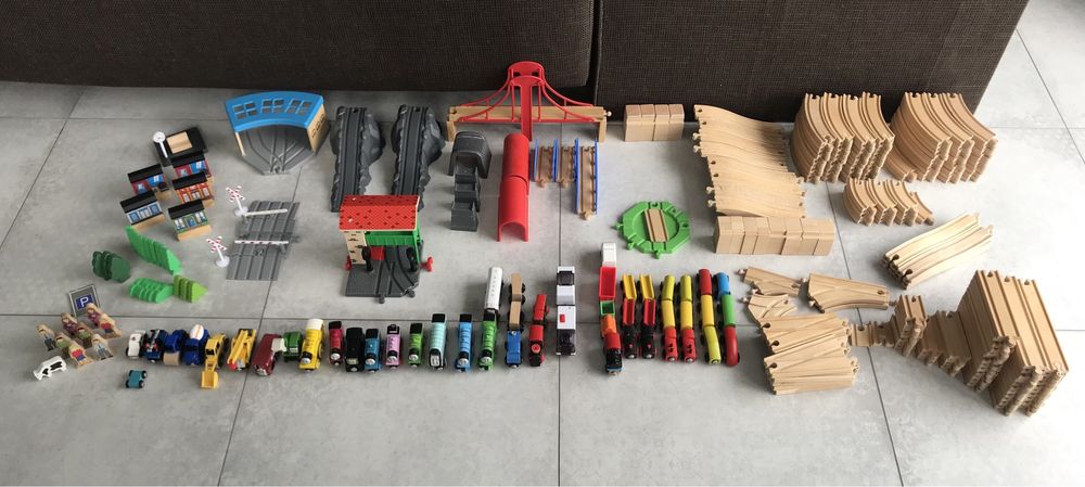 Mega zestaw tory drewniane, pociągi, Ikea, Lidl, Tomek i Przyjaciele