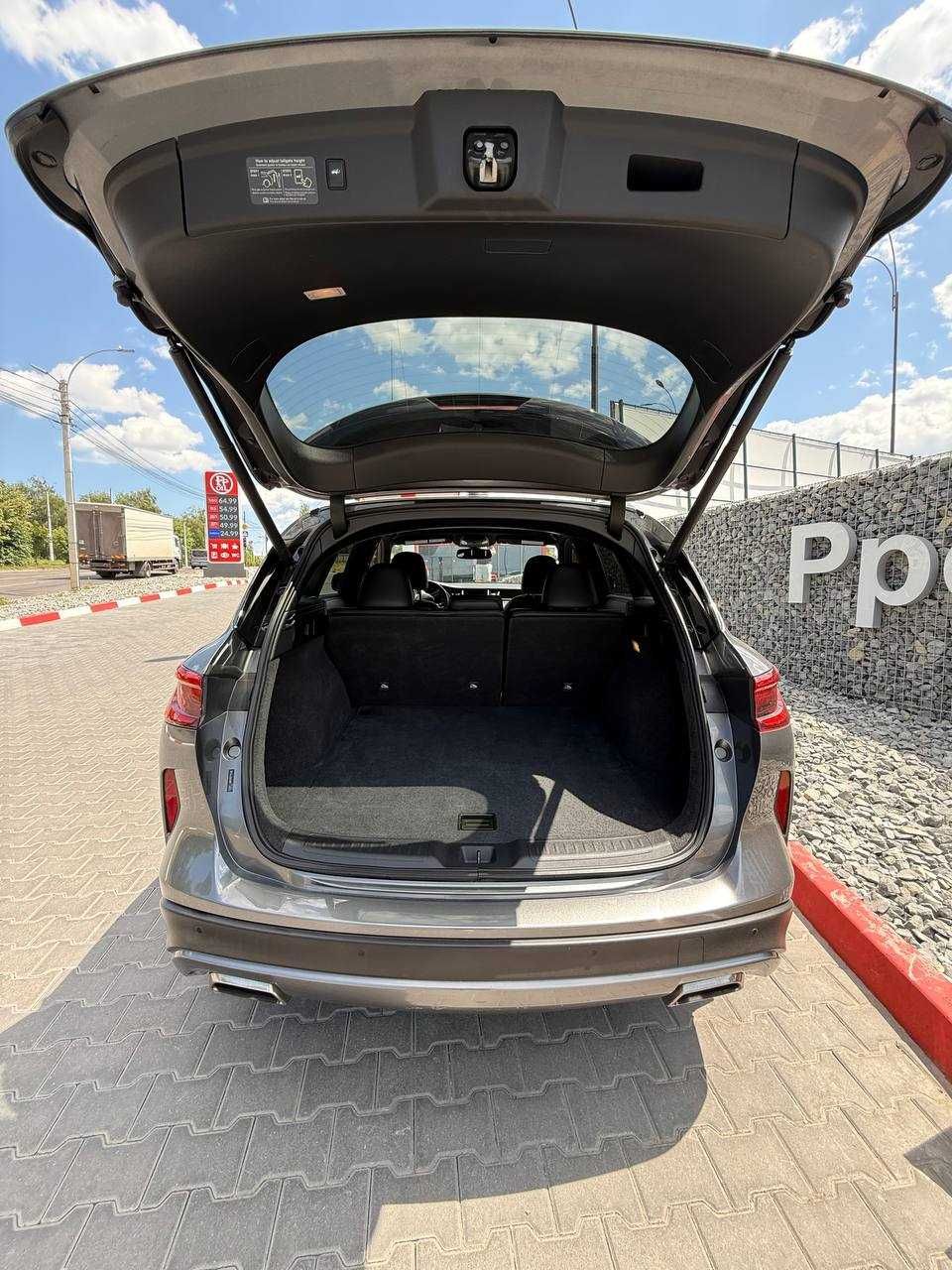 Продам Infiniti QX50 2021