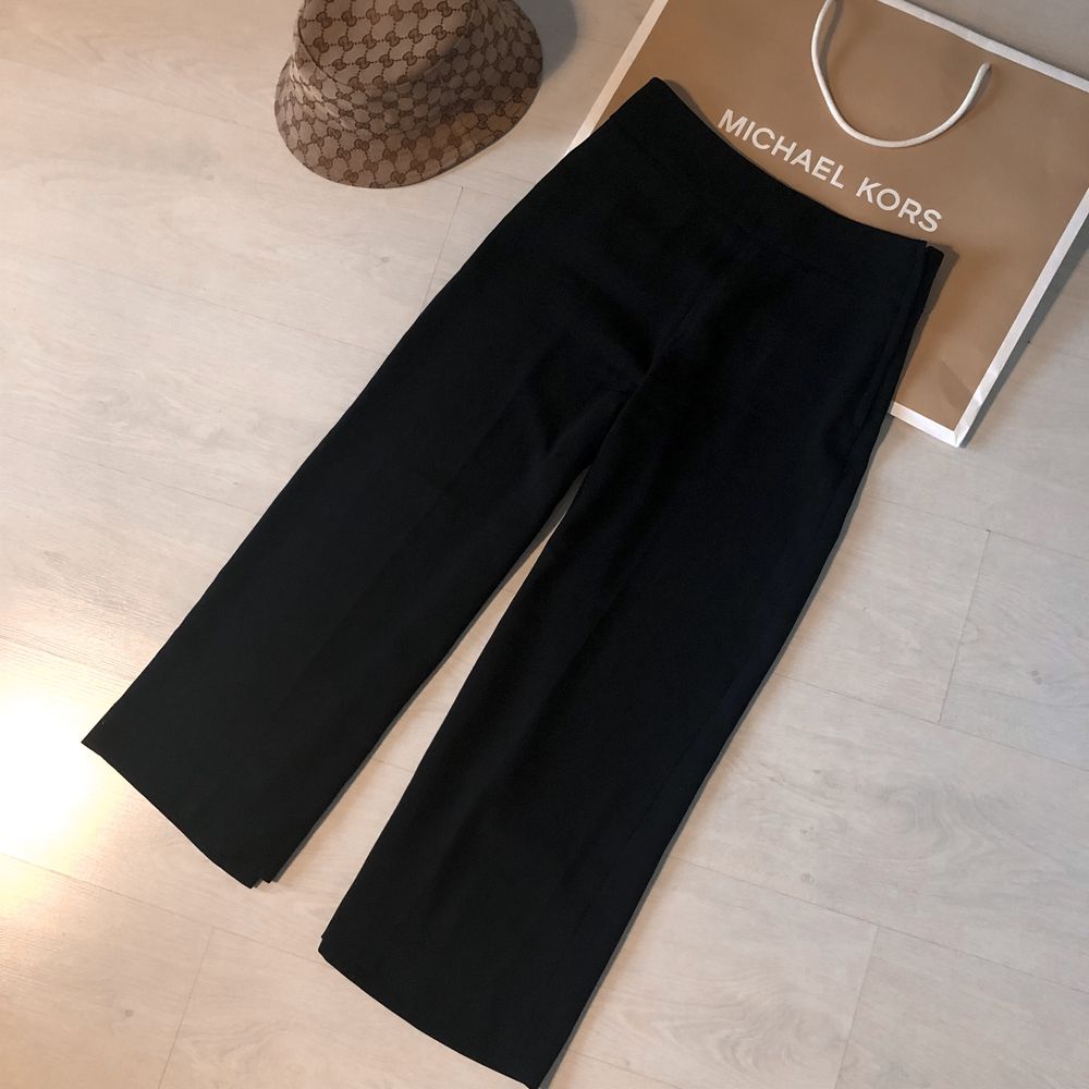 Spodnie garniturowe proste nogawki H&M XS czarne eleganckie culotte ol