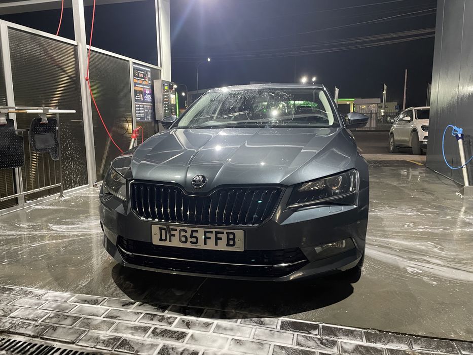 Авторозборка skoda superb3 2016 запчастини кузов крило двері мотор