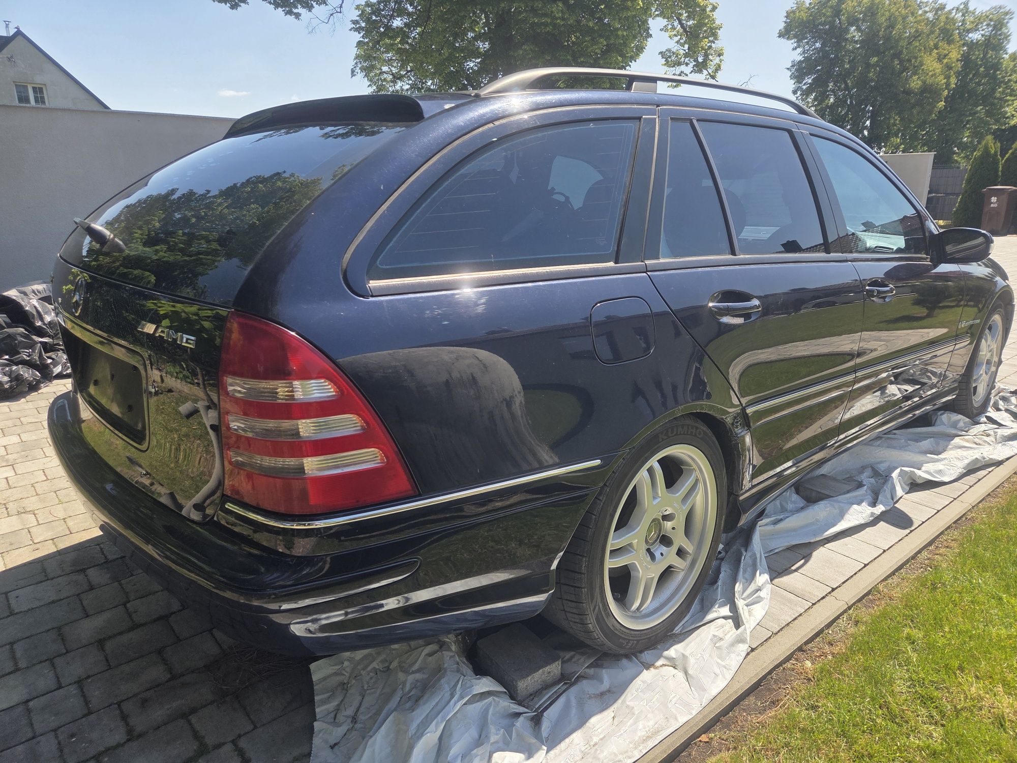 Mercedes C32 AMG 354km bezwypadkowy