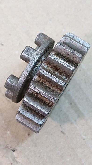 Koło przesuwne Z20 Jawa 250 Čz 350 Jawa KÝVAČKA  panelka oryginał PAL