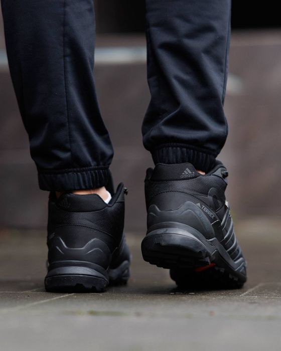 Чоловічі Зимові Кросівки Adidas Terrex Fast R Mid Gore-Tex Fur Winter