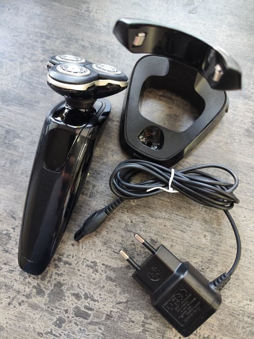 Philips RQ1250 электро бритва