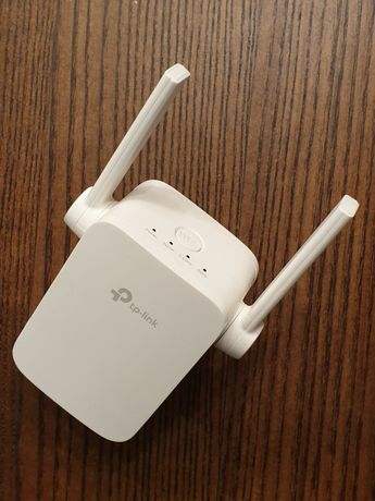 TP-Link RE305 wzmacniacz router