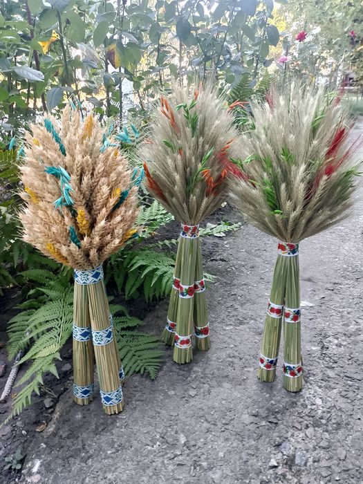 Дідухи (снопики) з жита, льону та пшениці